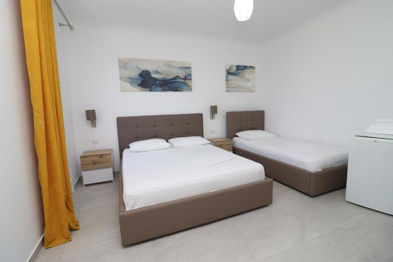 Hotel Kristal Vlorë Εξωτερικό φωτογραφία