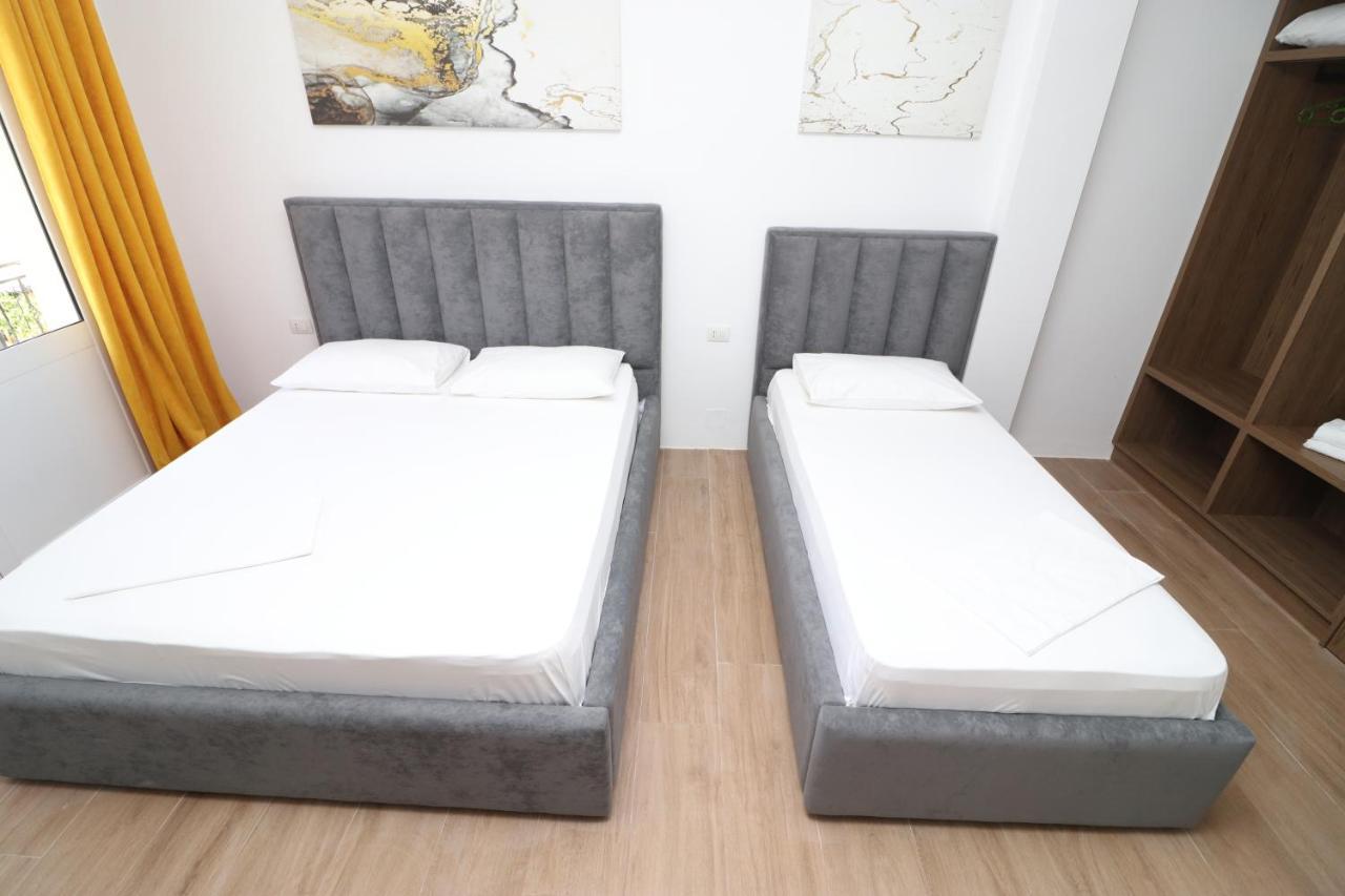Hotel Kristal Vlorë Εξωτερικό φωτογραφία