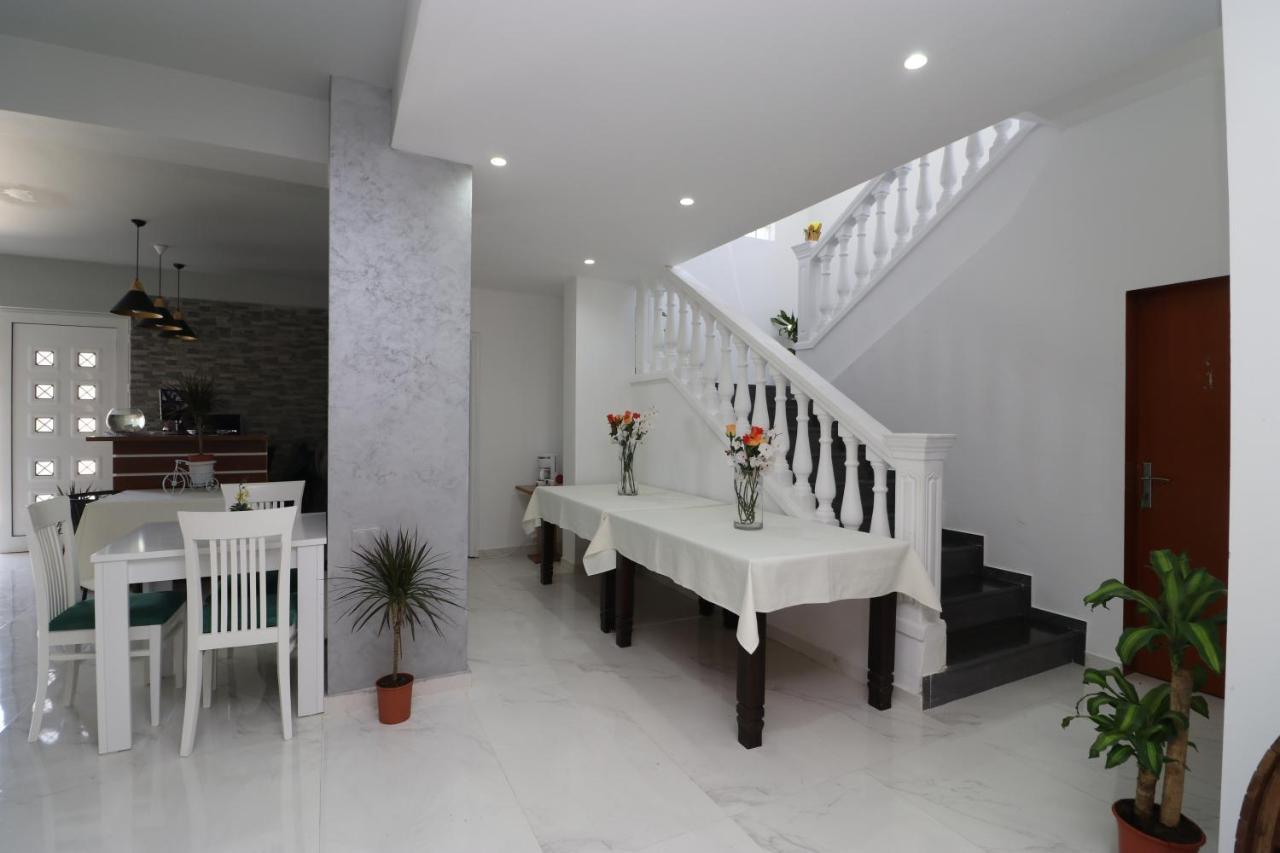 Hotel Kristal Vlorë Εξωτερικό φωτογραφία