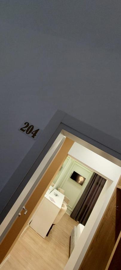 Hotel Kristal Vlorë Εξωτερικό φωτογραφία